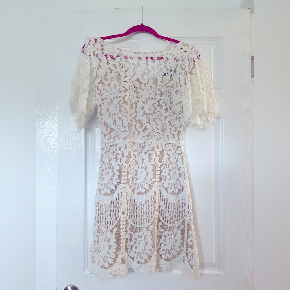White lace dress
